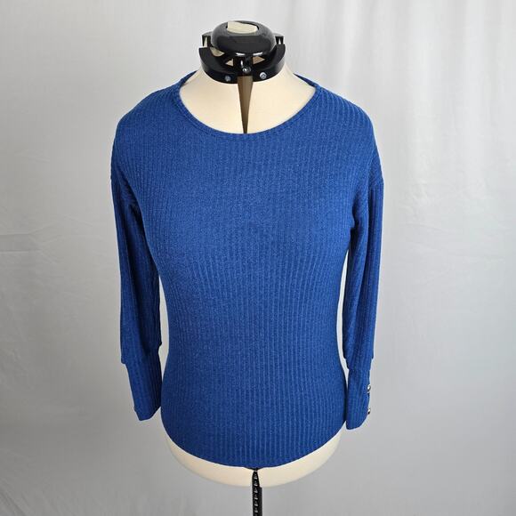 Unbranded Blue Sweater Women's Medium Button Accent Round Neckline NWOT - Picture 2 of 15